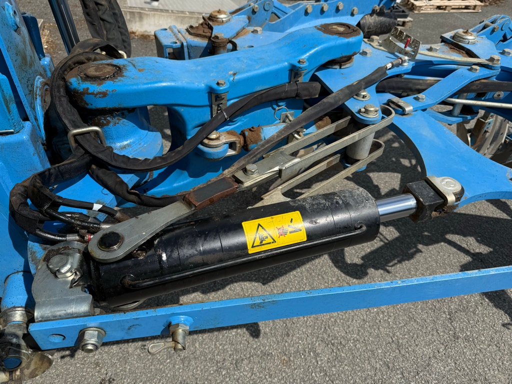 Charrue LEMKEN JUWEL 8 M  - photo slide 11