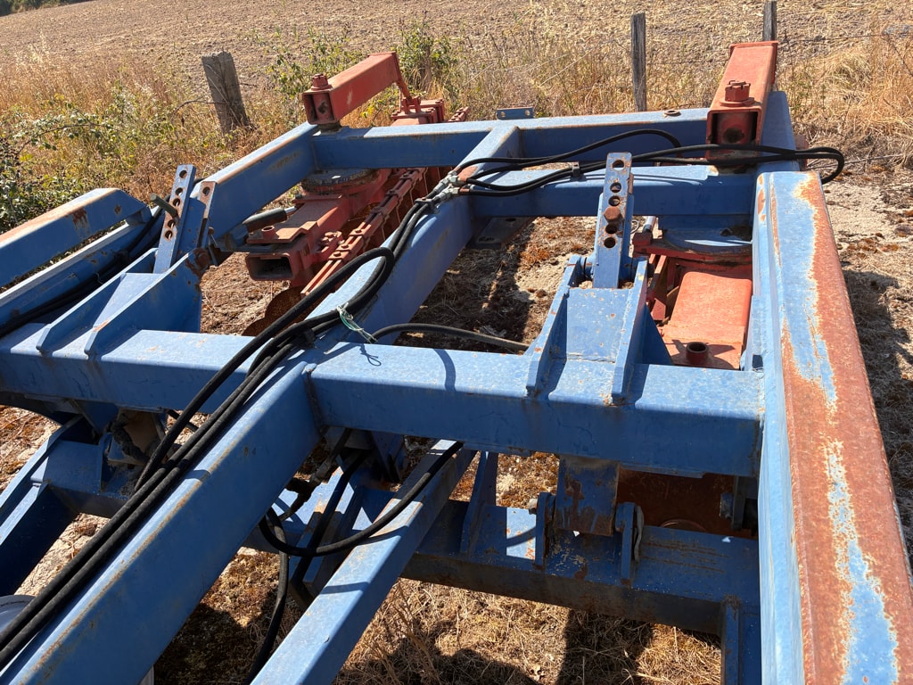 Cover crop SOUCHU PINET AVH 44B - photo slide 3