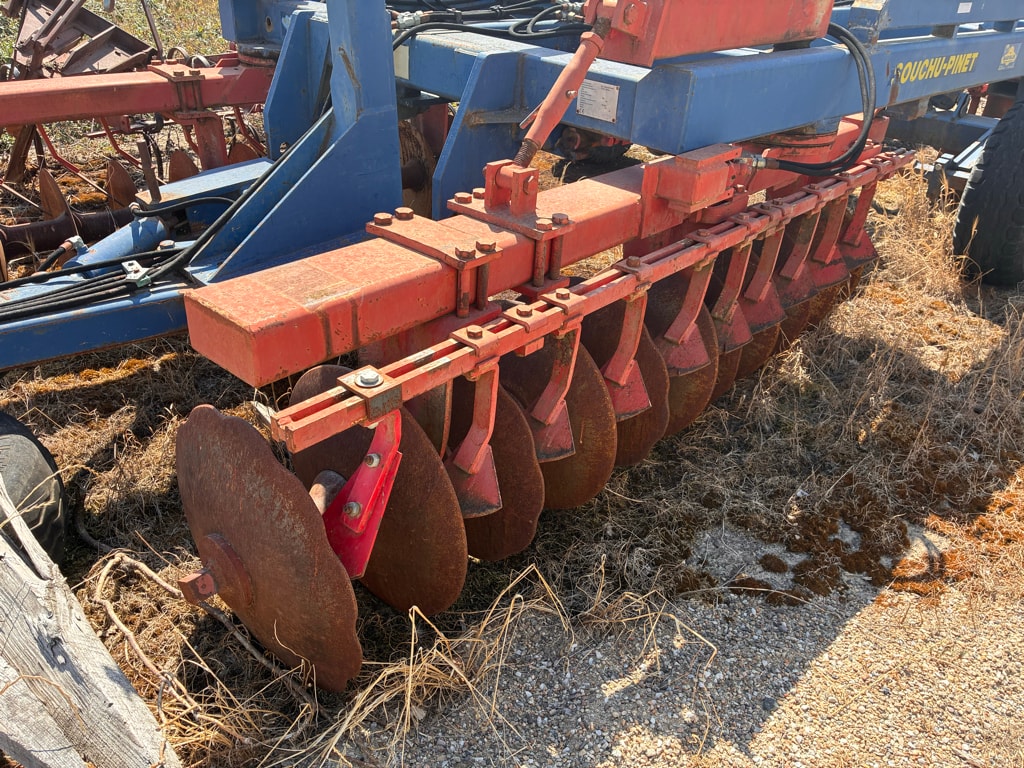 Cover crop SOUCHU PINET AVH 44B - photo slide 8