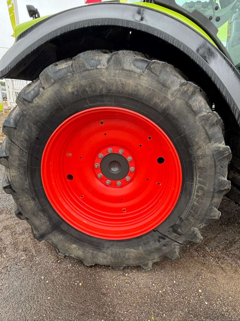 Tracteur CLAAS AXION 850 - photo slide 5