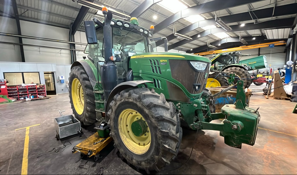 Tracteur JOHN DEERE 6175R - photo slide 2