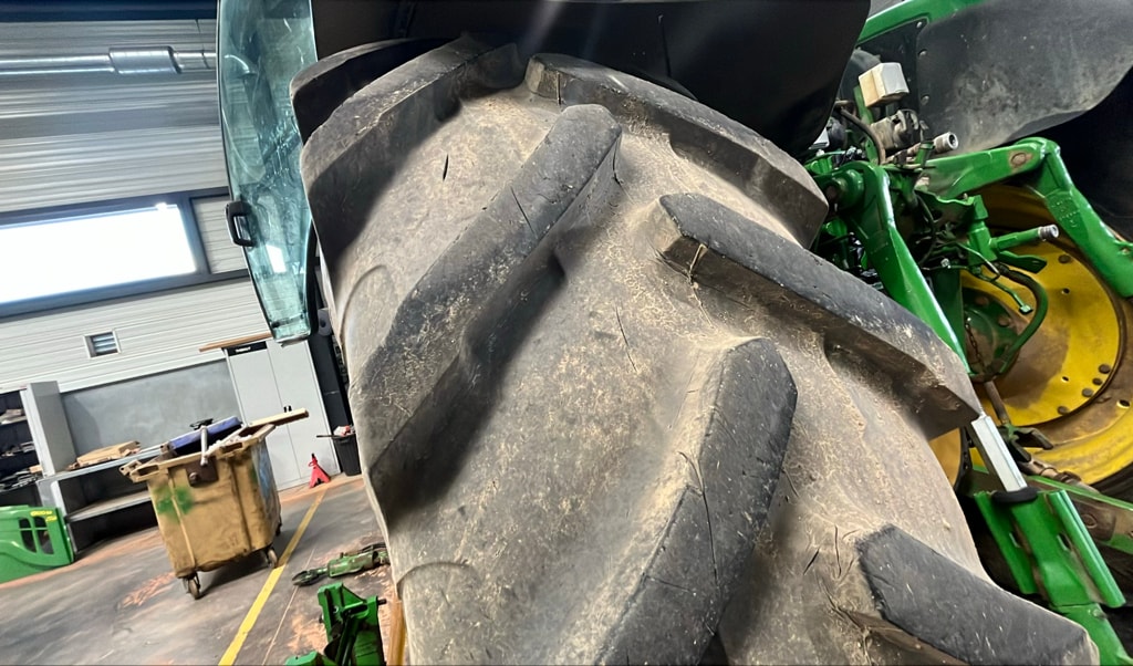 Tracteur JOHN DEERE 6175R - photo slide 5