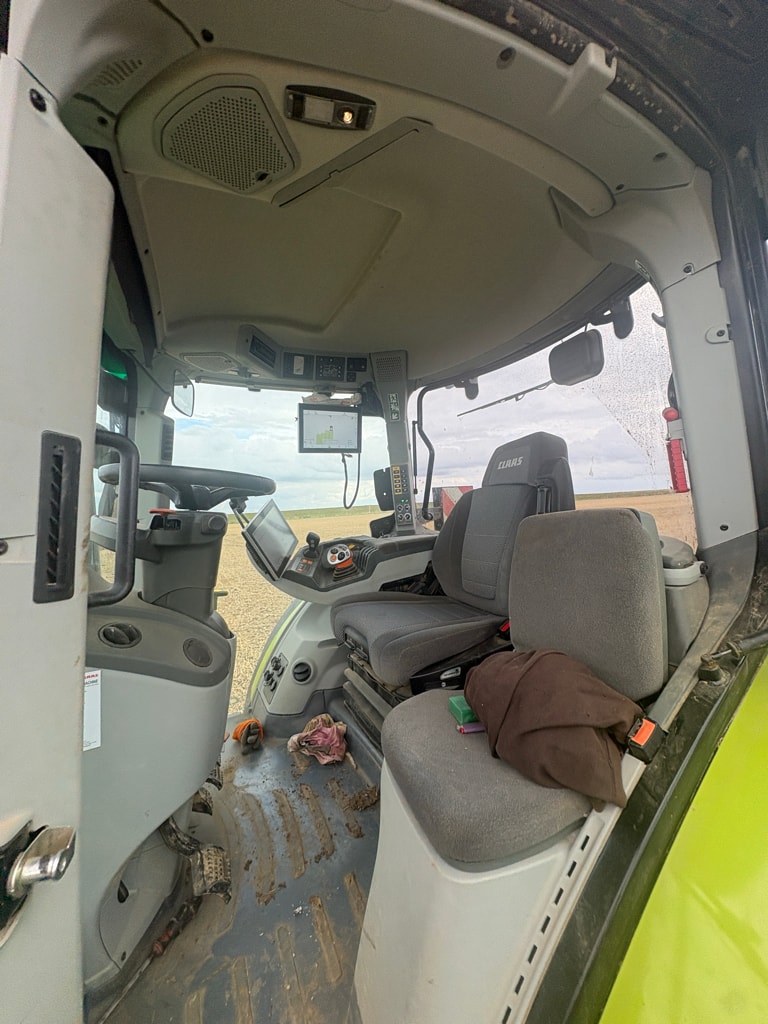 Tracteur CLAAS Arion 660 CMATIC CEBIS - photo slide 4