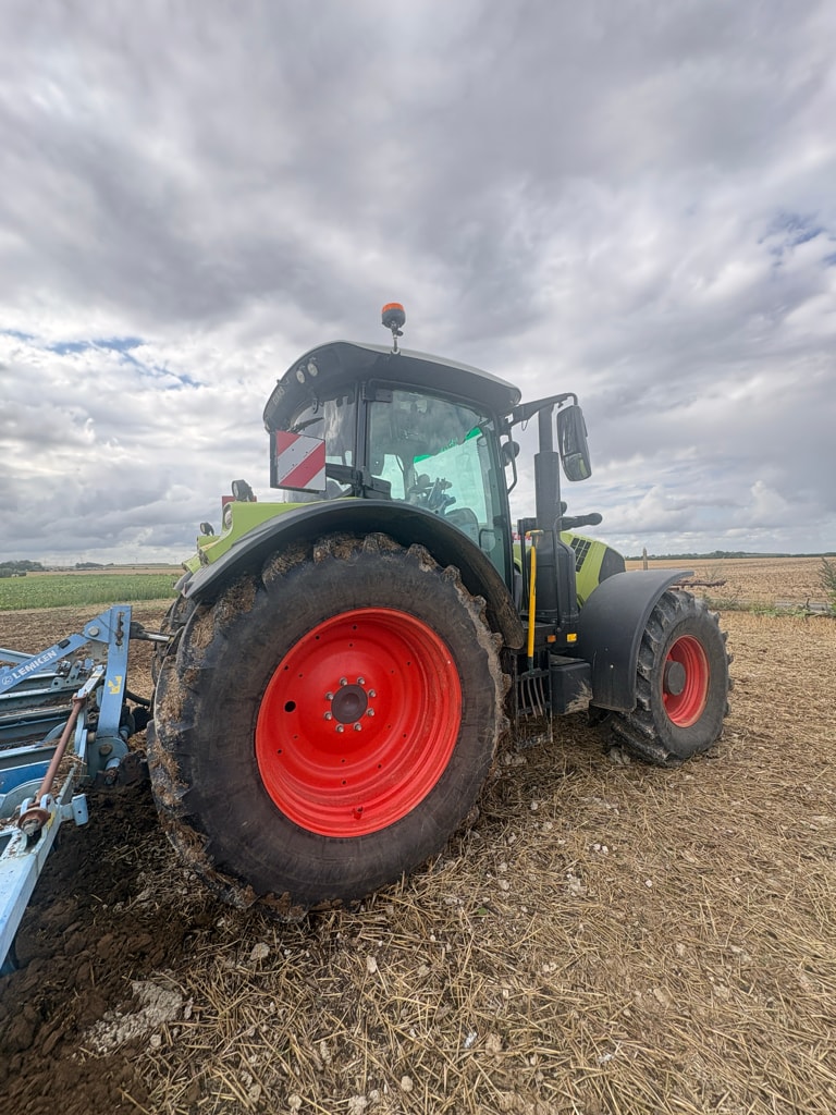 Tracteur CLAAS Arion 660 CMATIC CEBIS - photo slide 11