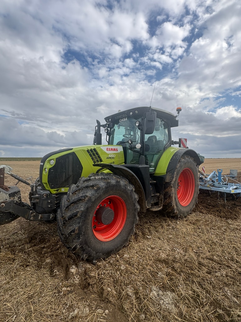 Tracteur CLAAS Arion 660 CMATIC CEBIS - photo slide 19