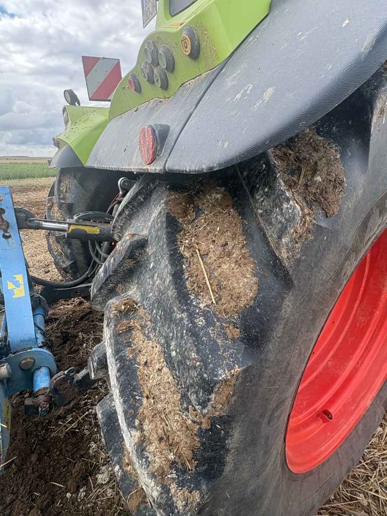 Tracteur CLAAS Arion 660 CMATIC CEBIS - photo slide 9