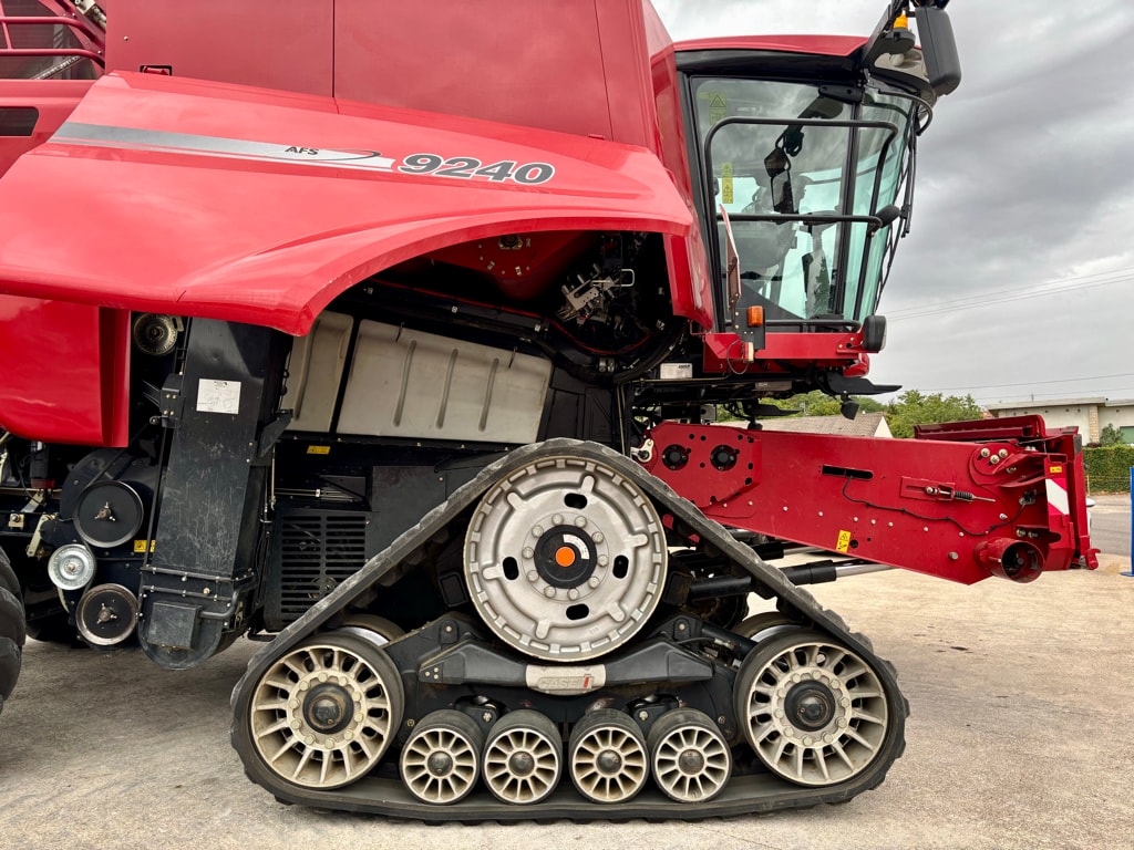 Moissonneuse CASE IH AXIAL-FLOW 9240 smart trax - photo slide 15