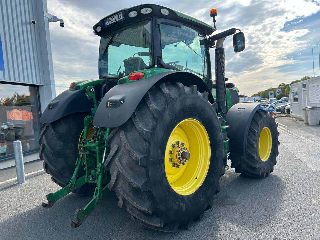 Tracteur JOHN DEERE 6210R - photo slide 7