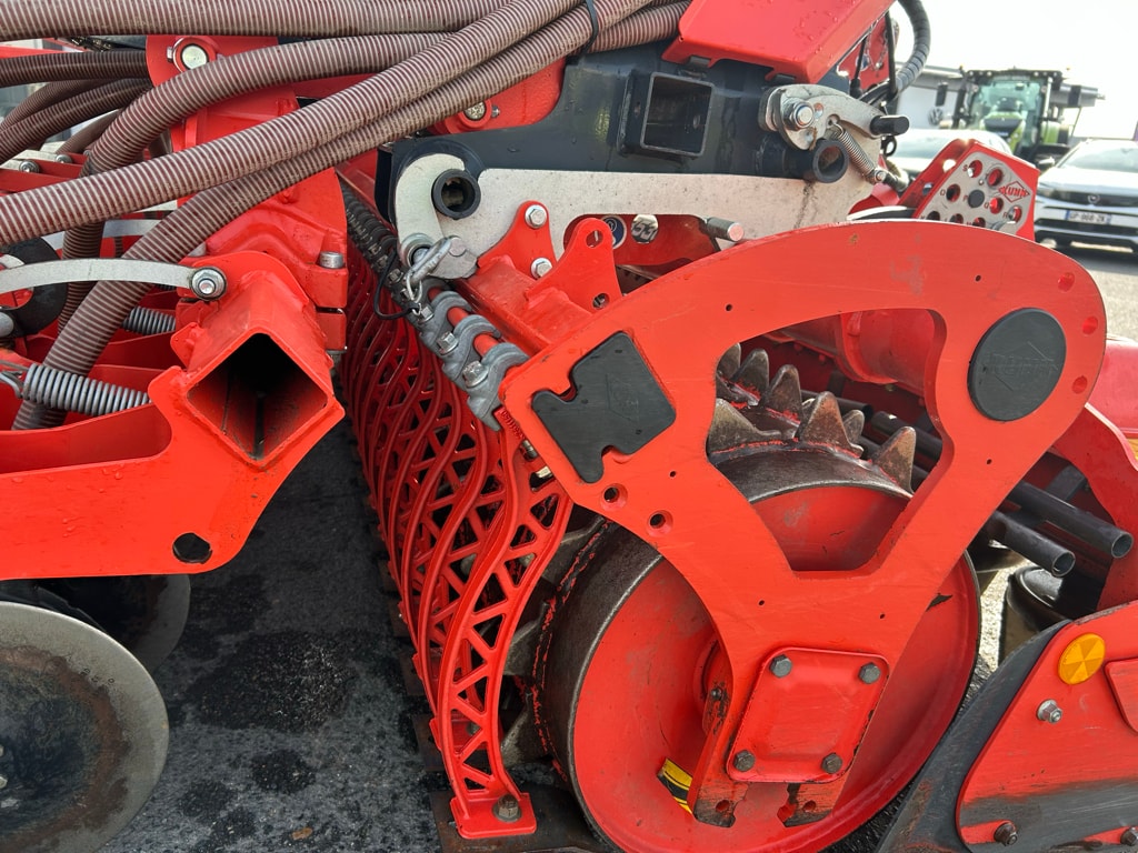 Combine de Semis KUHN HR3530 - photo slide 12