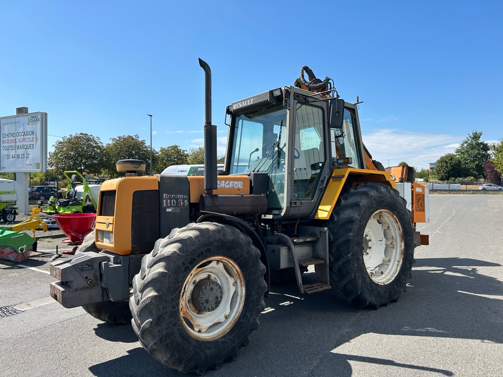 Tracteur RENAULT 110-54 - photo slide 3