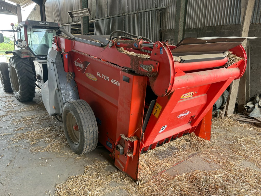 Desileuse pailleuse KUHN Altor 4560 - photo slide 3