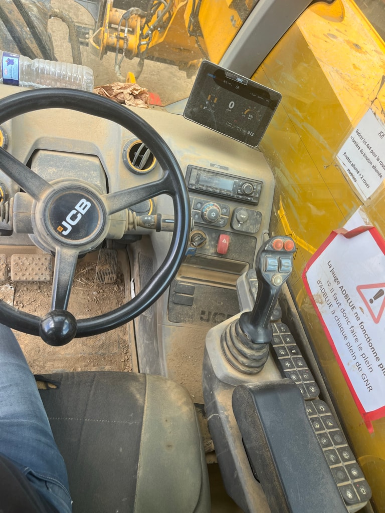 Telescopique JCB 542.7 AGRI PLUS - photo slide 13