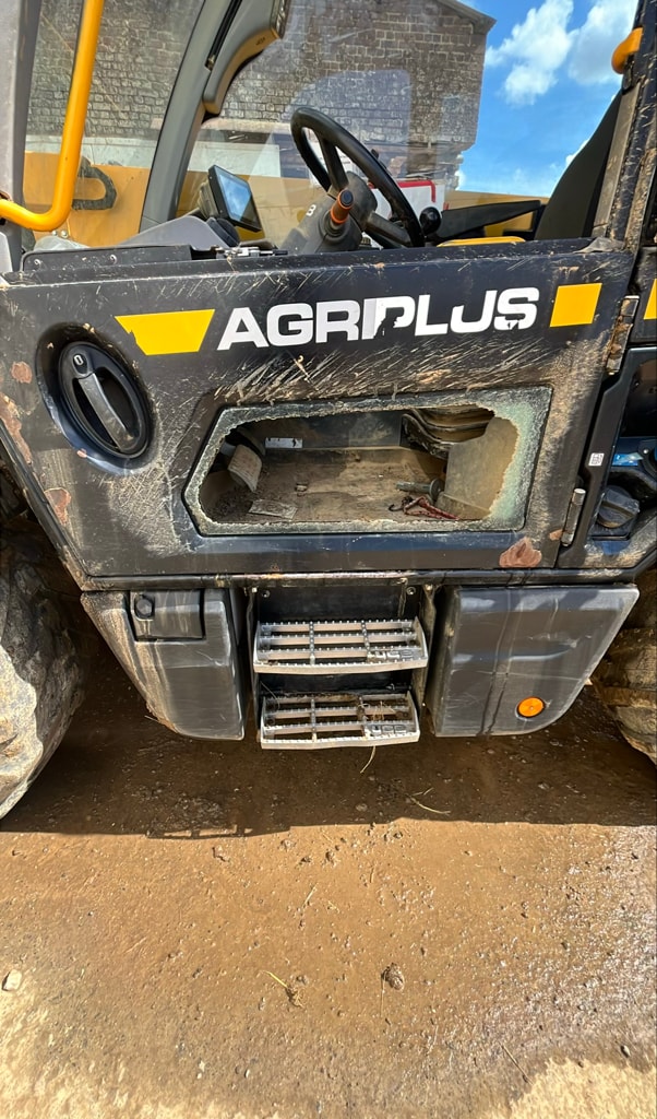 Telescopique JCB 542.7 AGRI PLUS - photo slide 12