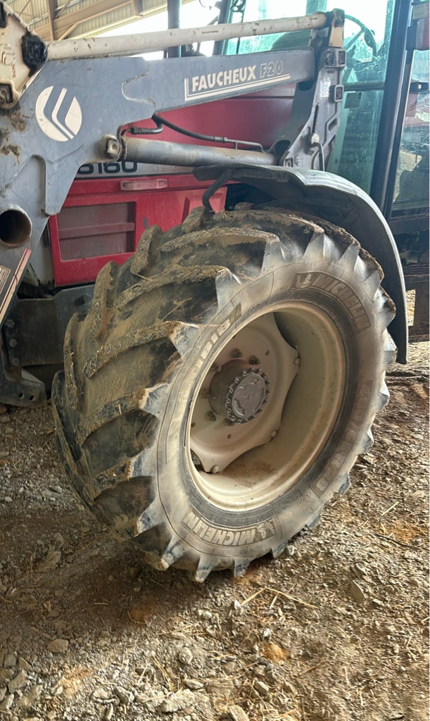 Tracteur MASSEY FERGUSON 6160 - photo slide 6
