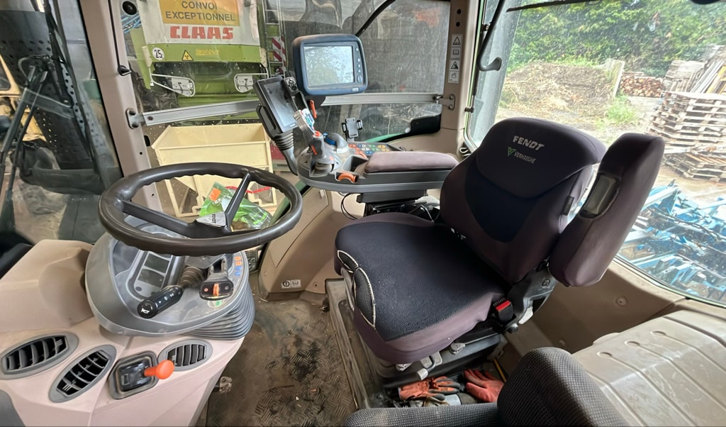 Tracteur FENDT 720 VARIO POWER - photo slide 13
