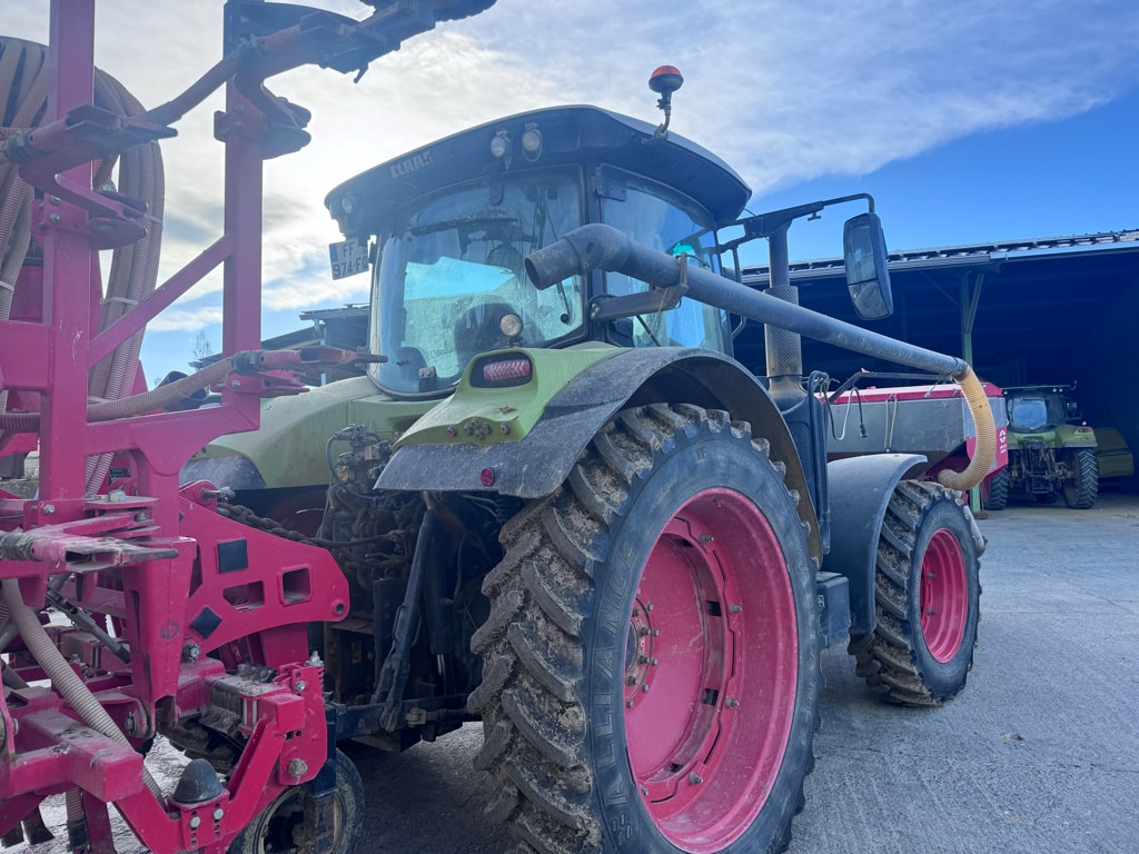 Tracteur CLAAS Arion 630 cmatic - photo slide 2