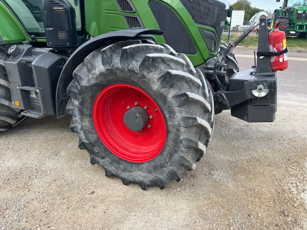 Tracteur FENDT 516 POWER+ - photo slide 5