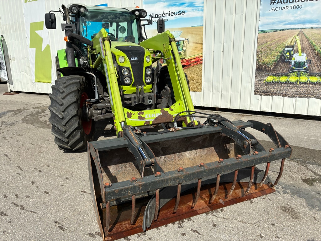 Tracteur CLAAS ARION 440 - photo slide 9