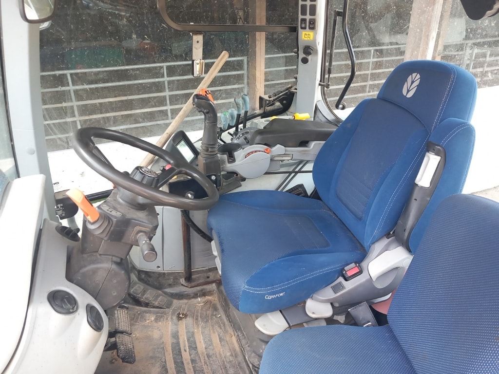 Tracteur NEW HOLLAND T7.175 - photo slide 17
