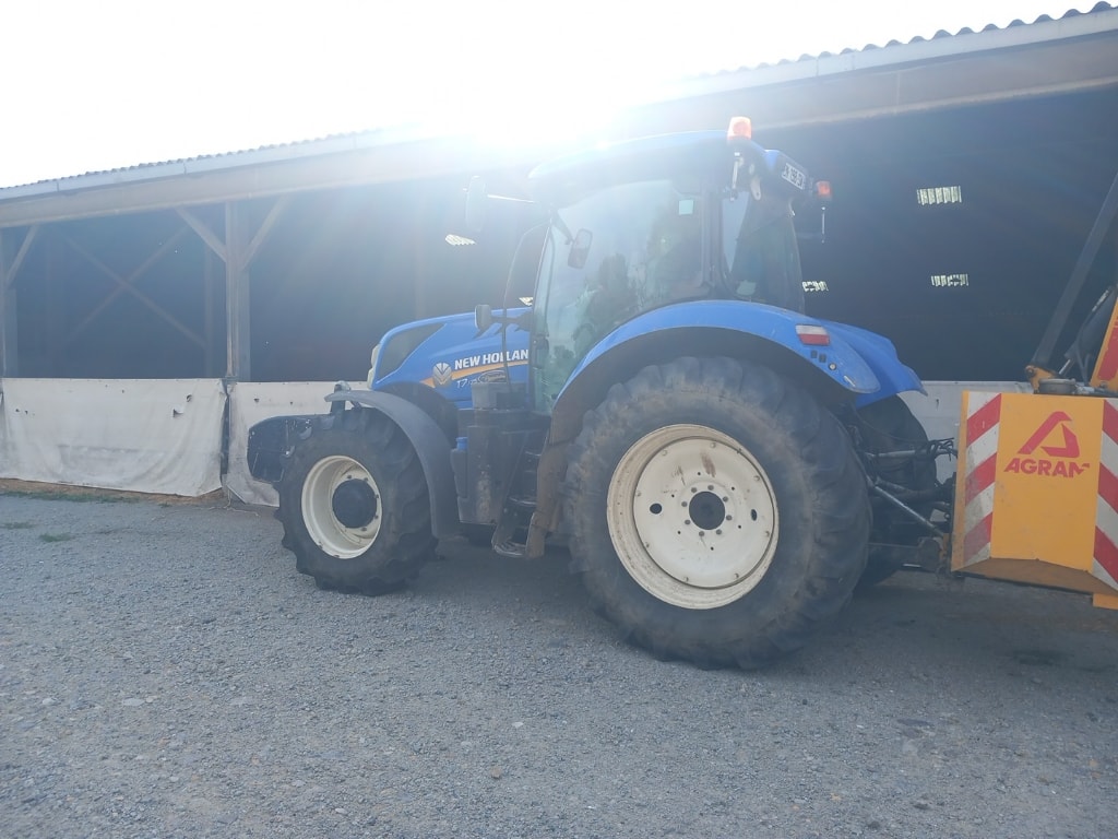 Tracteur NEW HOLLAND T7.175 - photo slide 4