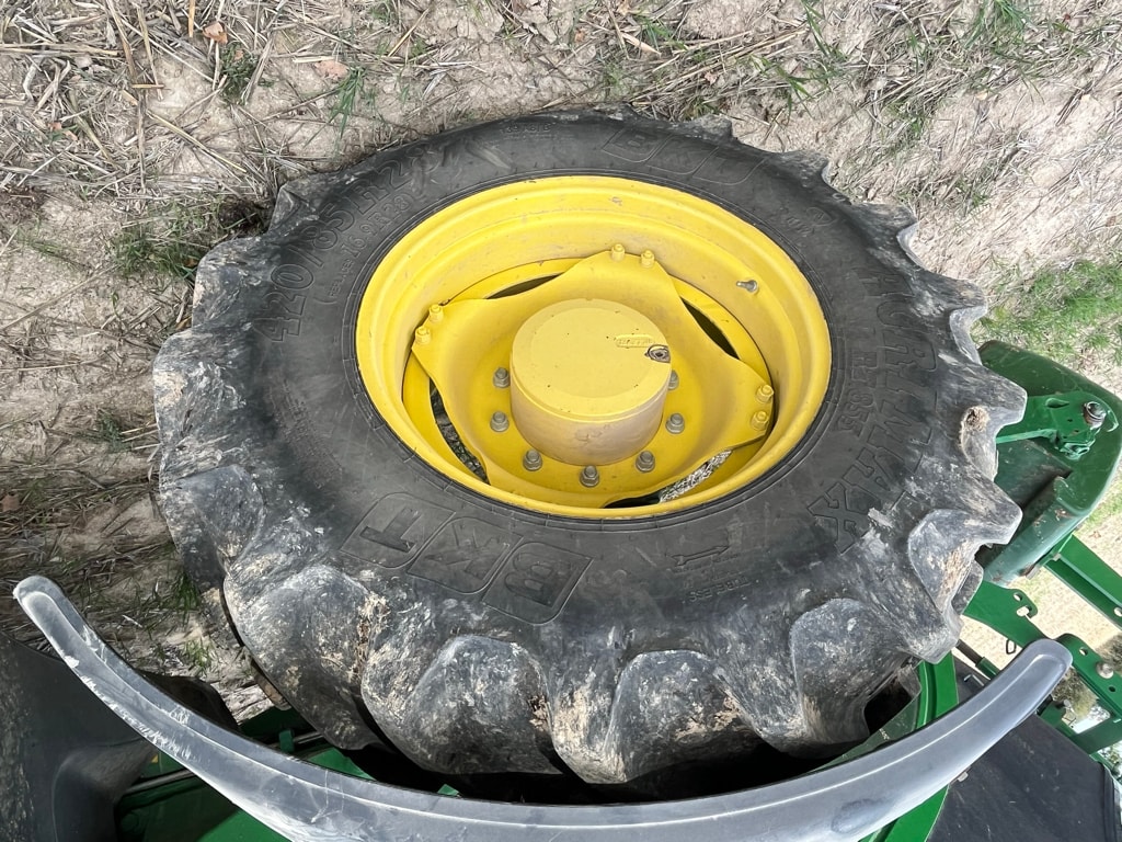 Tracteur chargeur JOHN DEERE 6140R - photo slide 6