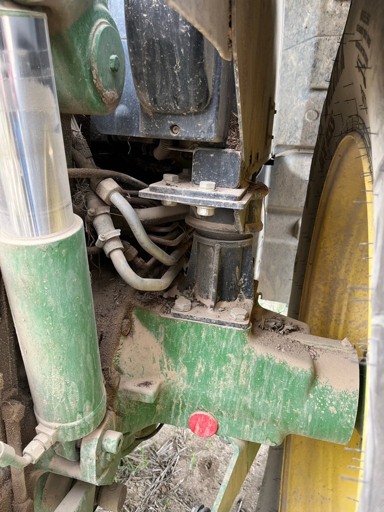Tracteur chargeur JOHN DEERE 6140R - photo slide 9
