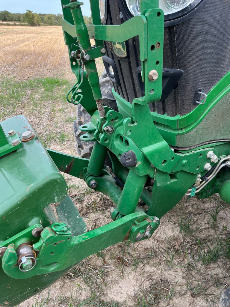 Tracteur chargeur JOHN DEERE 6140R - photo slide 11