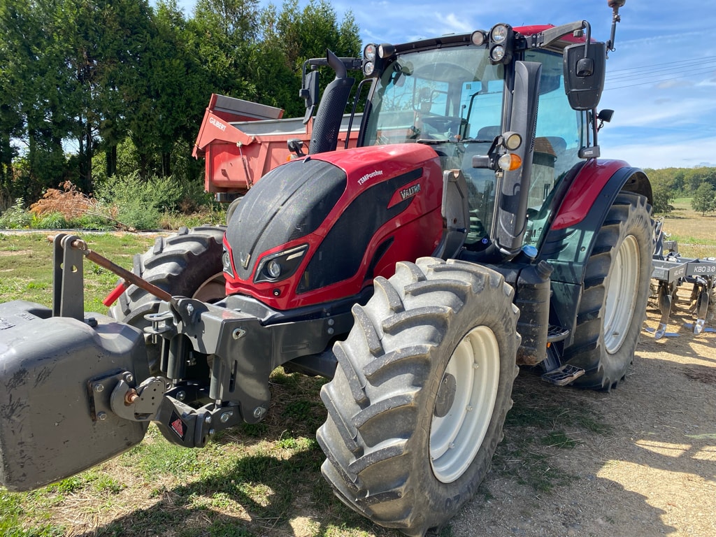 Tracteur VALTRA N 134 H5 - photo slide 3