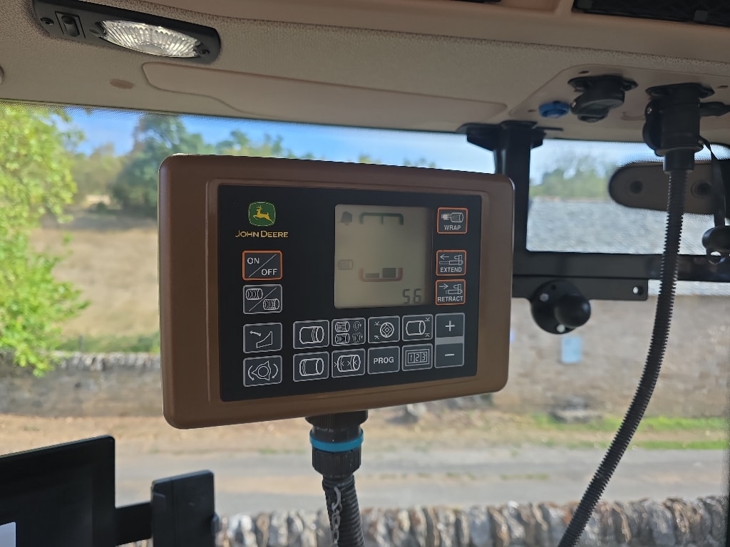 Presse balles rondes JOHN DEERE 592 Maxicut - photo slide 10