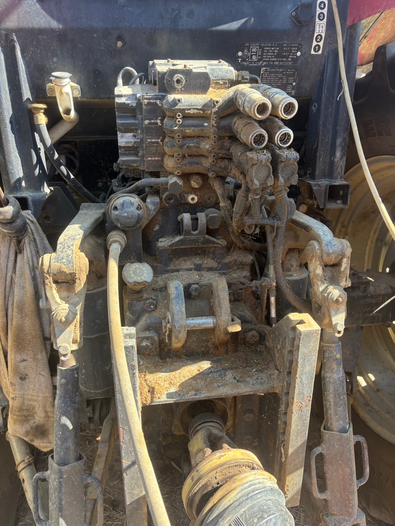 Tracteur CASE IH Maxxum 125 mc - photo slide 6