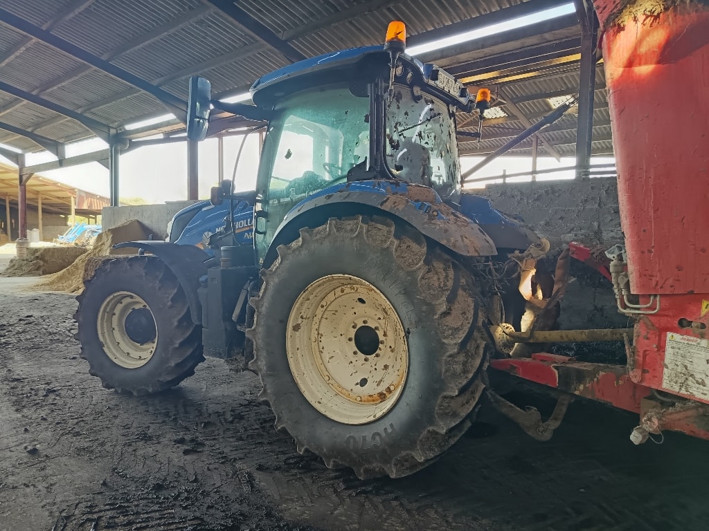 Tracteur NEW HOLLAND T6.160SWDC - photo slide 3