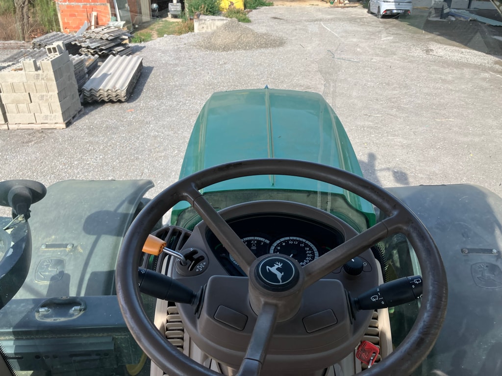 Tracteur JOHN DEERE 6190R - photo slide 23