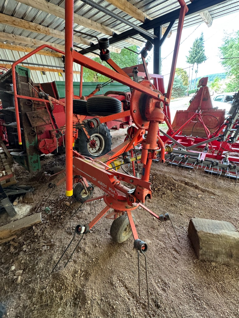 Faneuse KUHN GF 4201 MH - photo slide 2