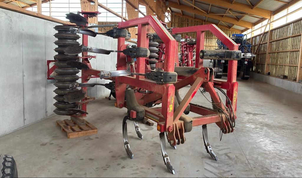 Dechaumeur HORSCH Terrano 4fx - photo slide 2