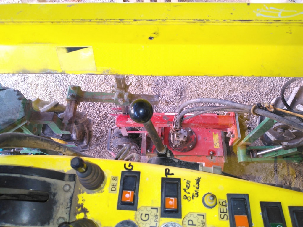 Tracteur enjambeur VSP XC VIGNERON - photo slide 11