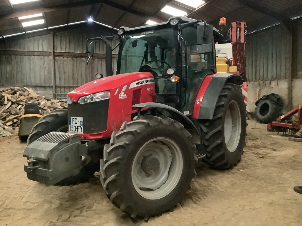 Tracteur MASSEY FERGUSON 5711 ESSENTIAL DYNA-4 - photo slide 1