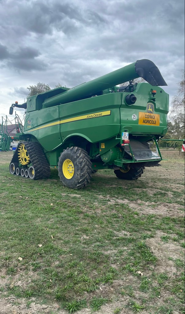 Moissonneuse JOHN DEERE S770 - photo slide 21