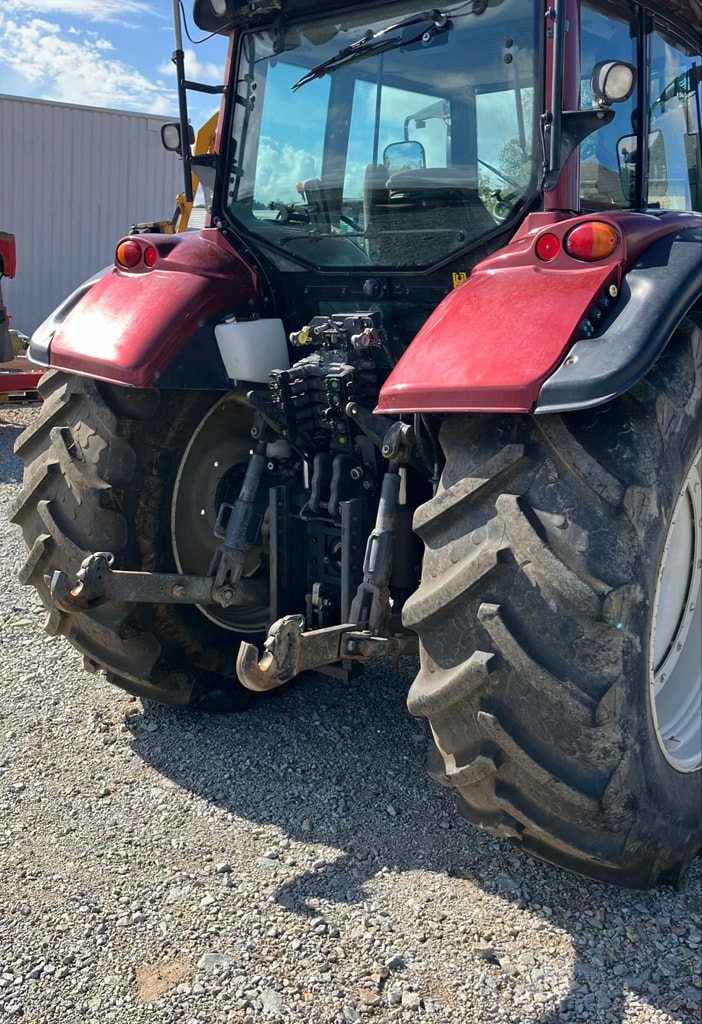 Tracteur VALTRA T213 Versu - photo slide 5