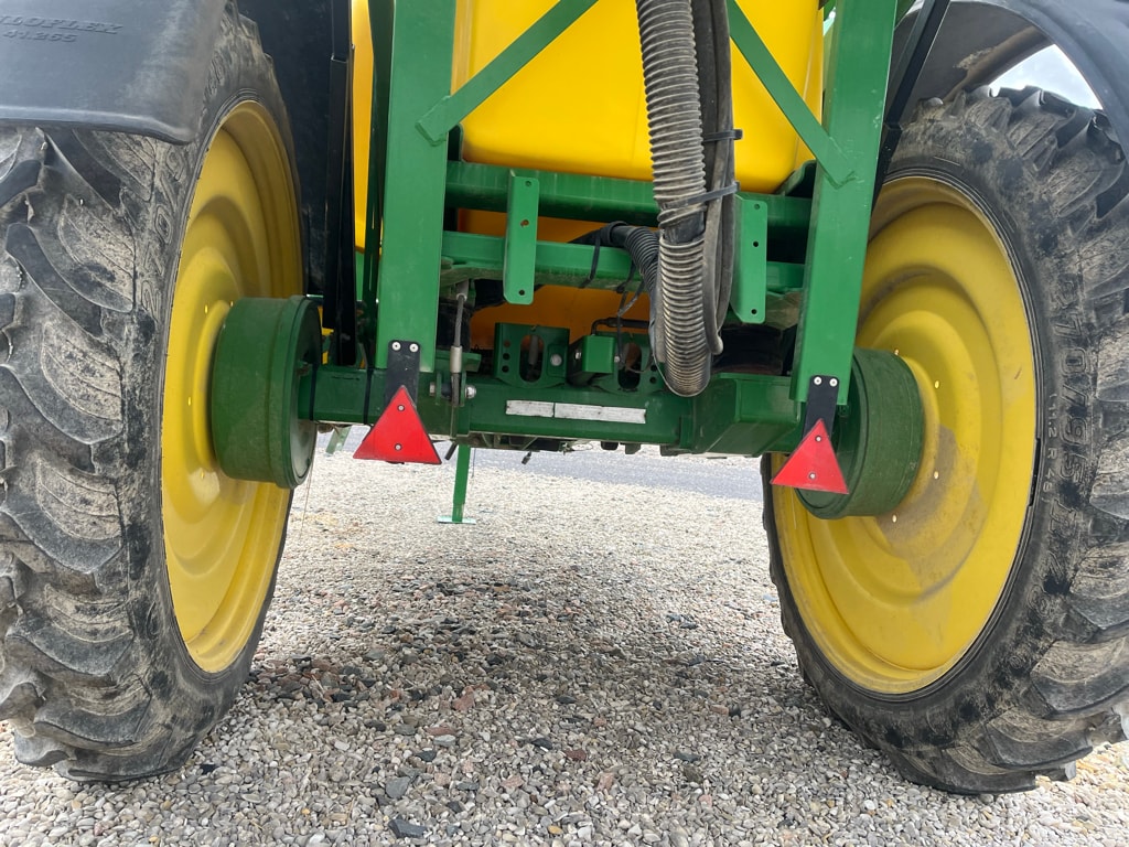 Pulverisateur JOHN DEERE 732 - photo slide 5