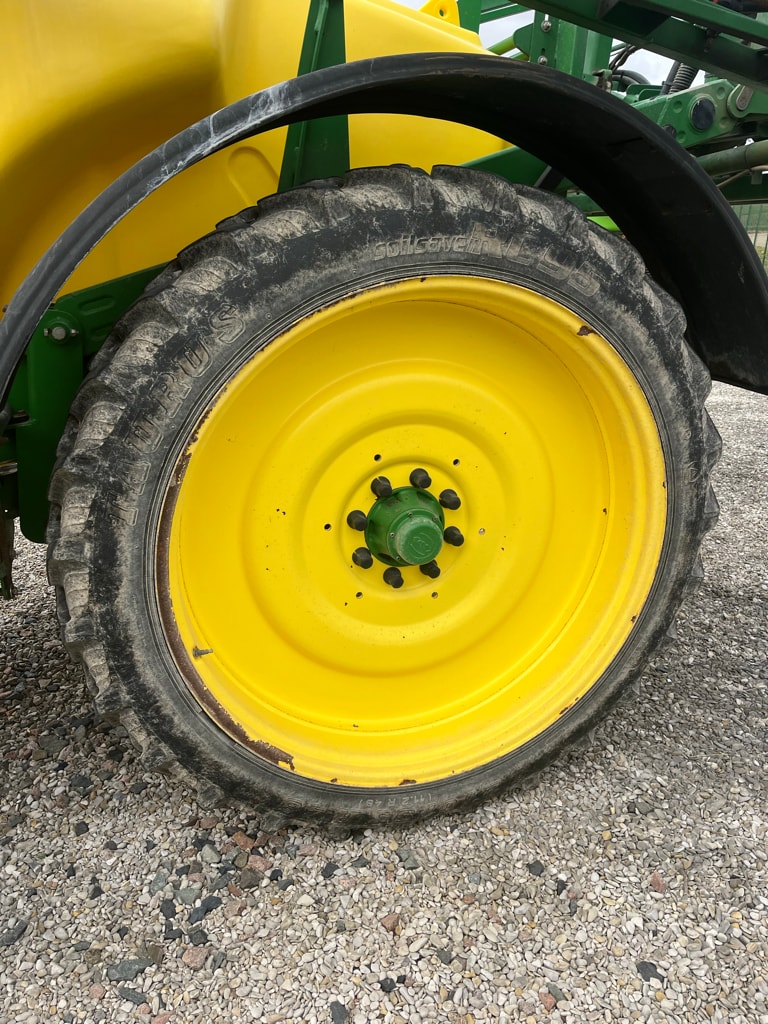 Pulverisateur JOHN DEERE 732 - photo slide 6