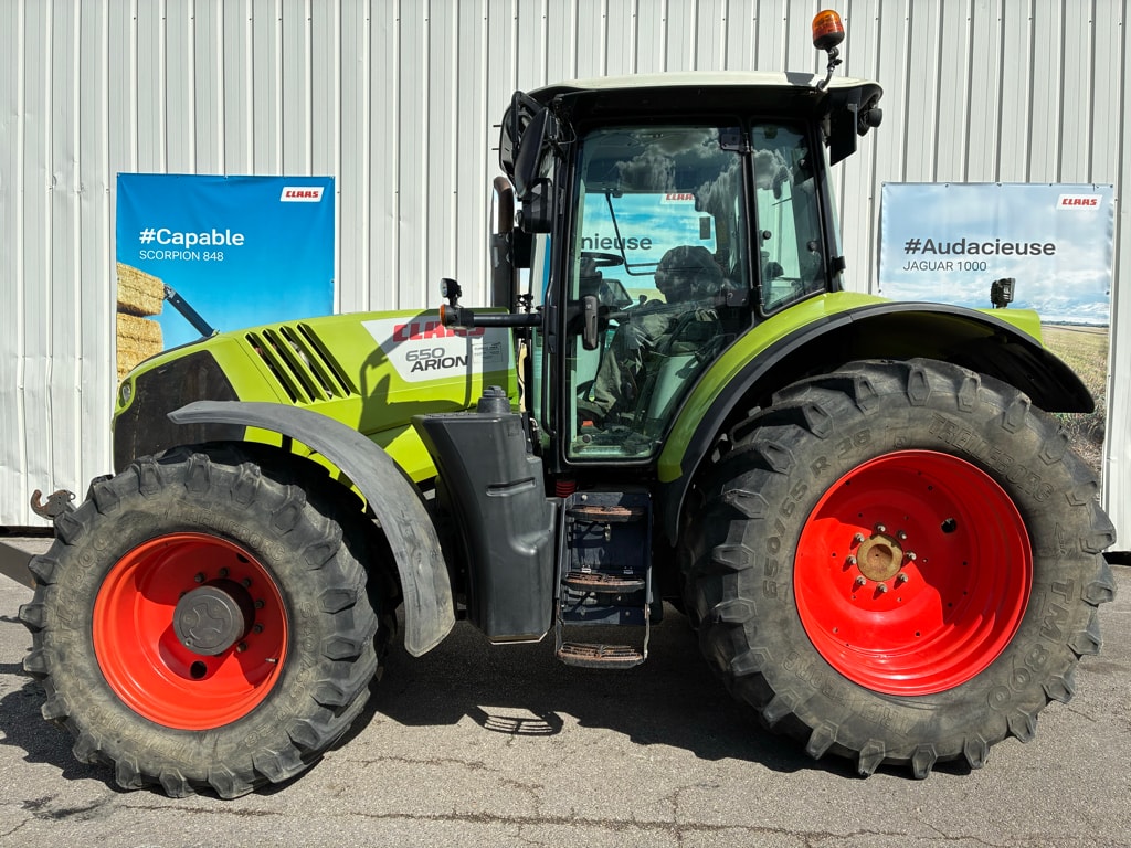 Tracteur CLAAS ARION 650 CEBIS  - photo slide 6
