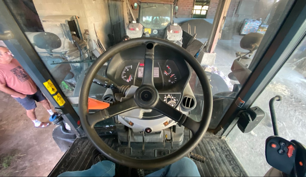 Tracteur KUBOTA M 7151 K ACCESS - photo slide 14