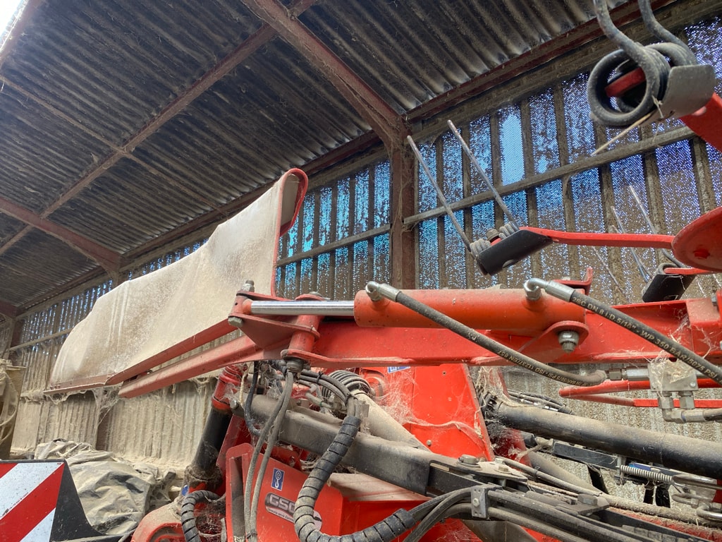 Faneuse KUHN GF 13012T - photo slide 8