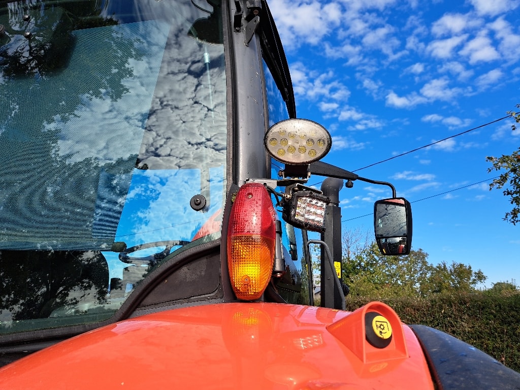 Tracteur KUBOTA M105 GX-IV - photo slide 18