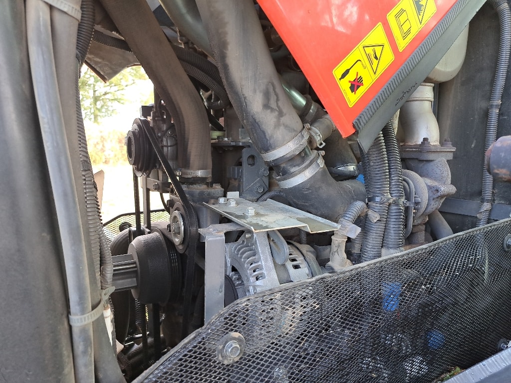 Tracteur KUBOTA M105 GX-IV - photo slide 23
