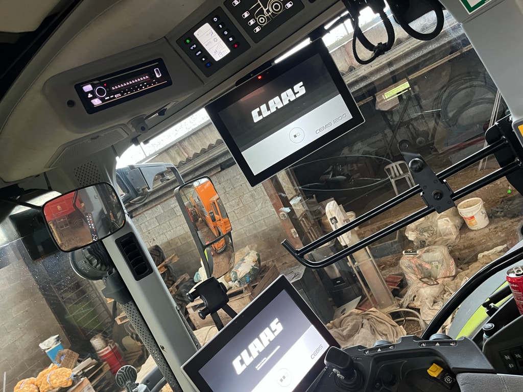 Tracteur CLAAS ARION 630 CEBIS - photo slide 14