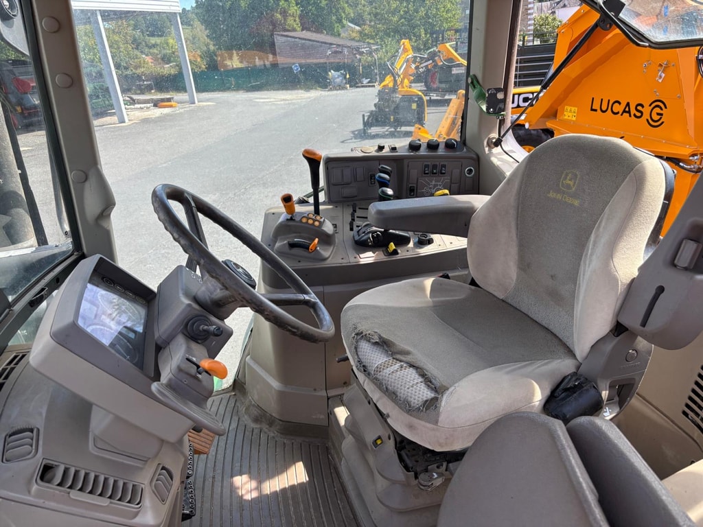 Tracteur JOHN DEERE 6110M - photo slide 6