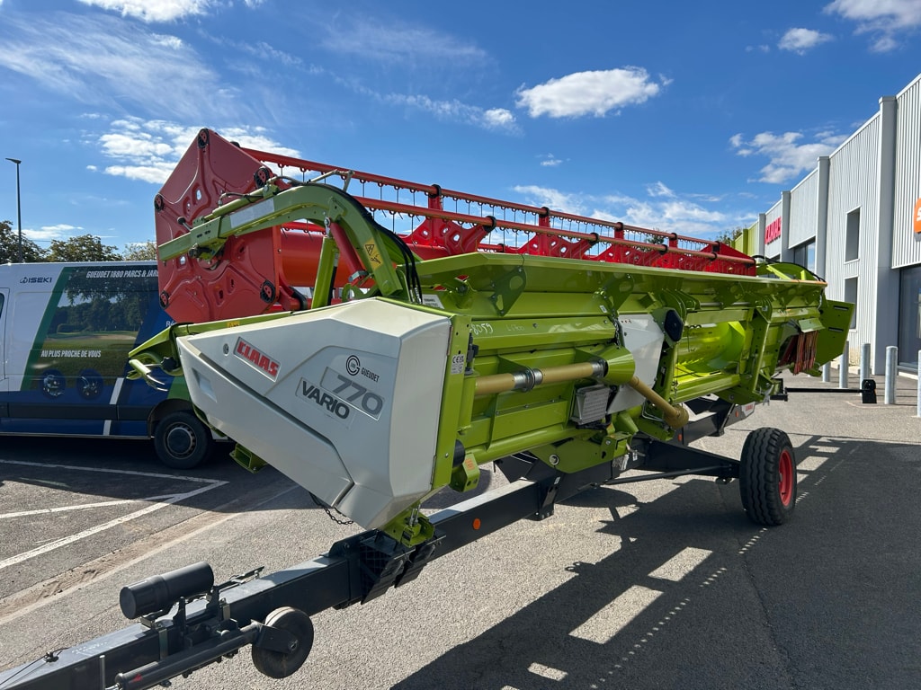 Moissonneuse CLAAS Lexion 6700 - photo slide 16