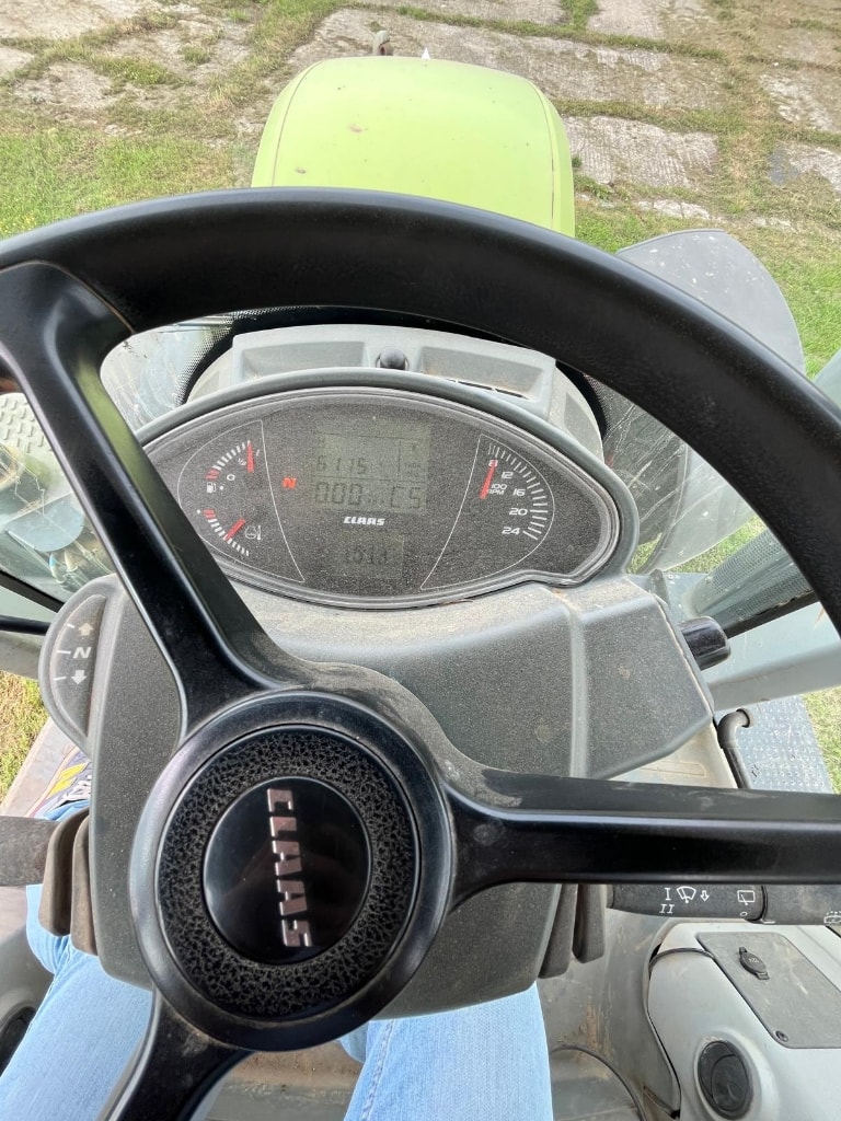 Tracteur CLAAS ARION 620 - photo slide 7