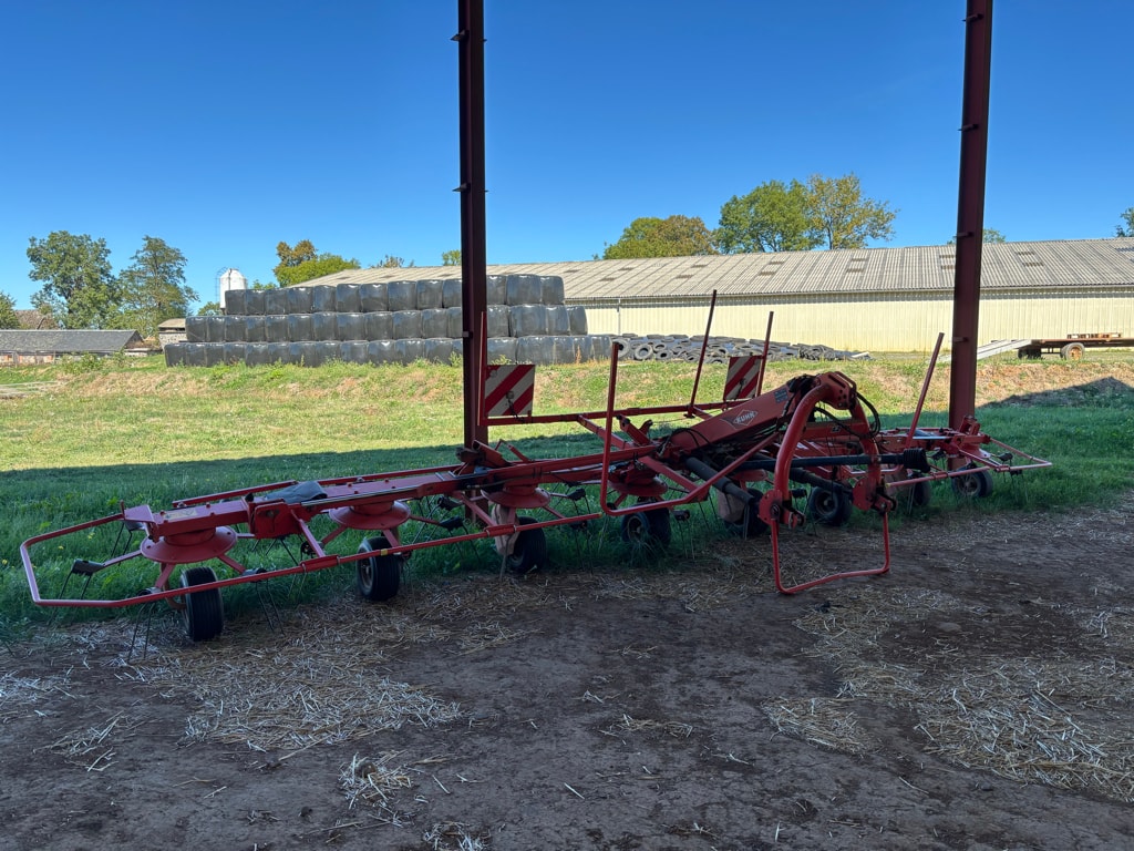 Faneuse KUHN GF8702 - photo slide 2
